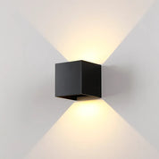 InnovaGleam - Modern Wall Lamp for Indoor Spaces