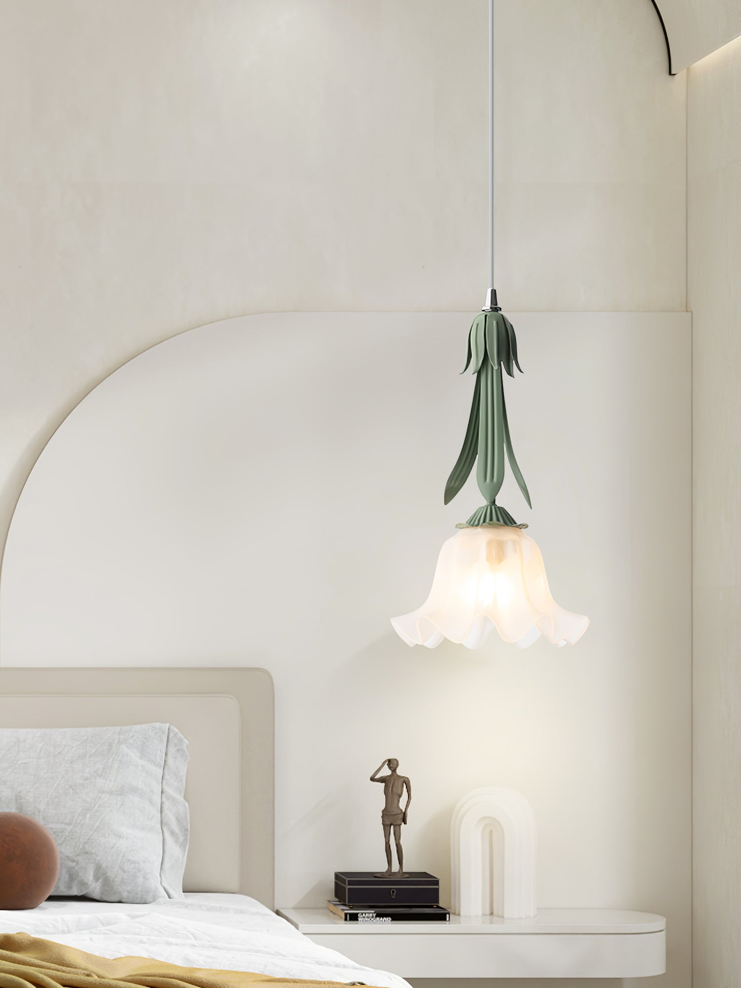 Clochettes - Pendant Light with Floral Design