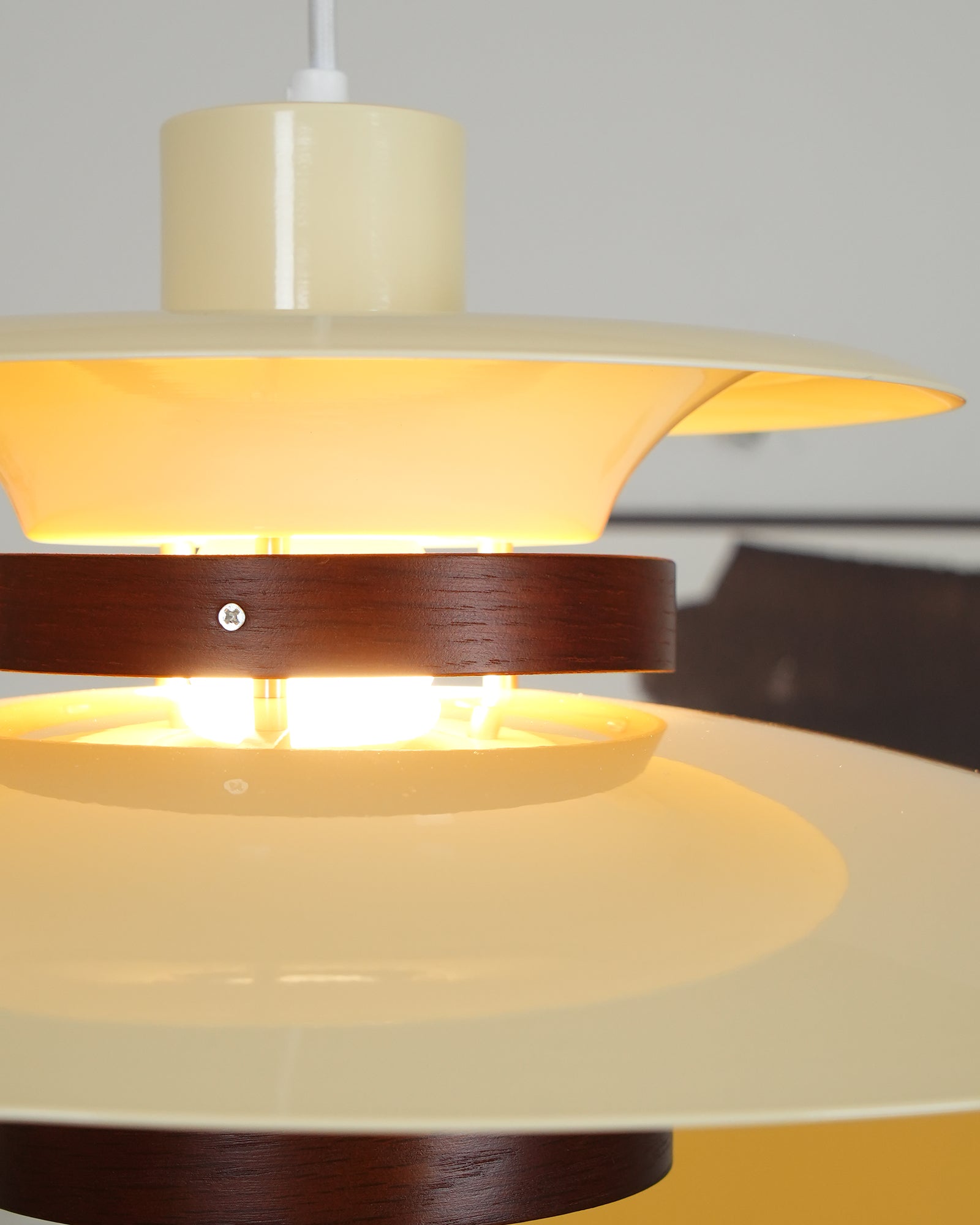 Mercero – Elegant Pendant Light