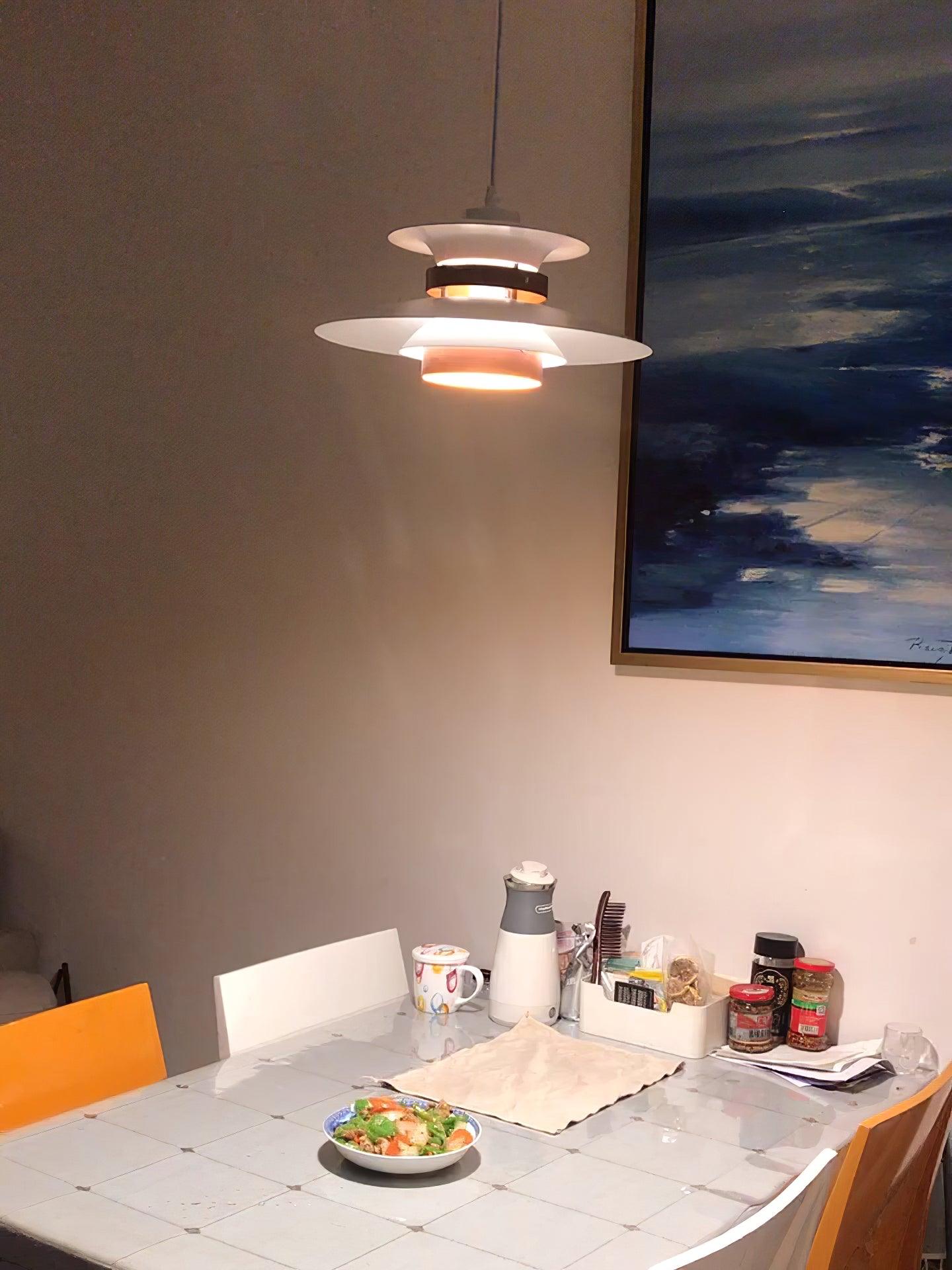 Mercero – Elegant Pendant Light