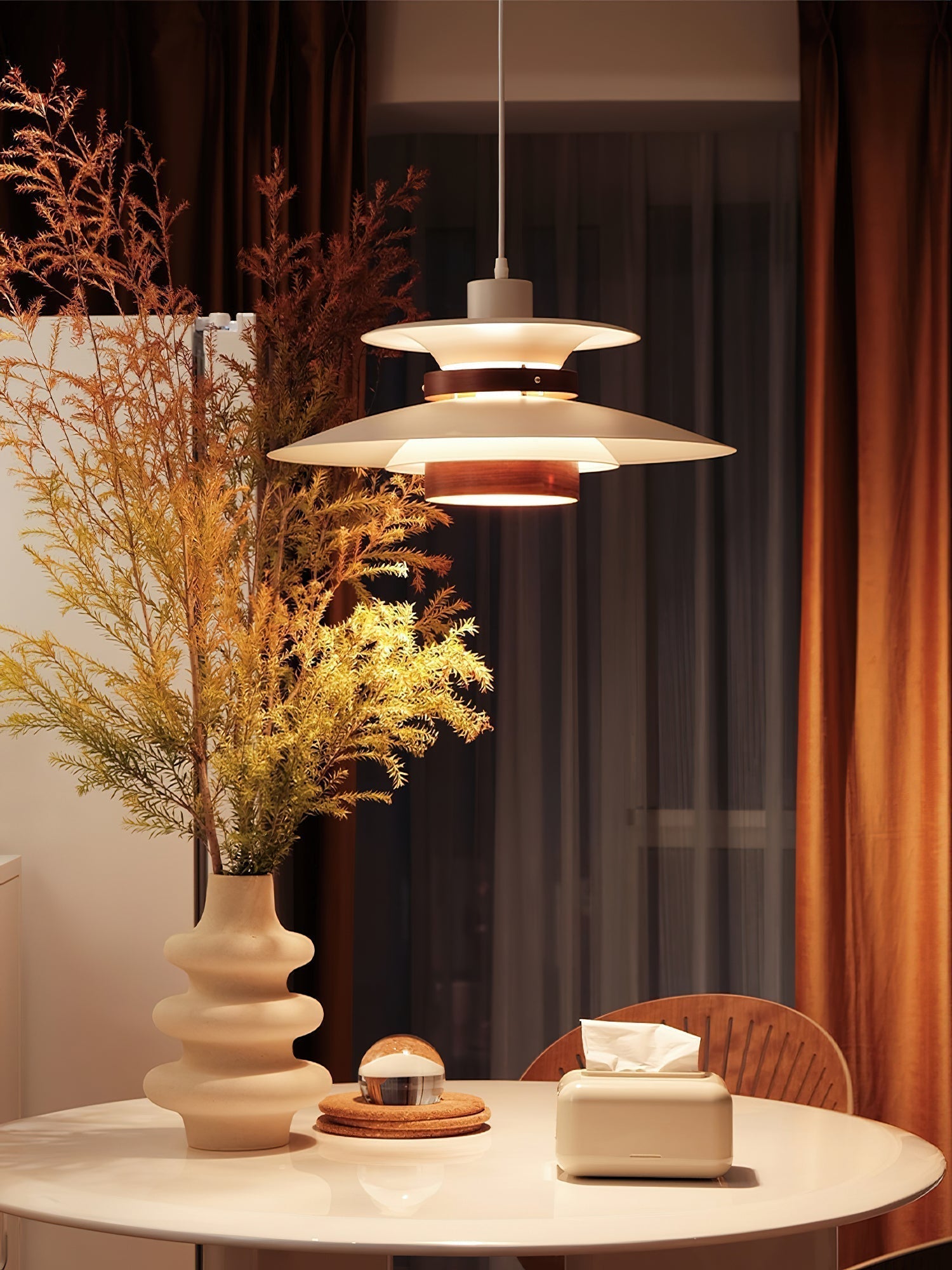 Mercero – Elegant Pendant Light