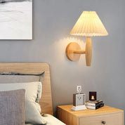WoodLuxe - Modern Wooden Wall Lamp