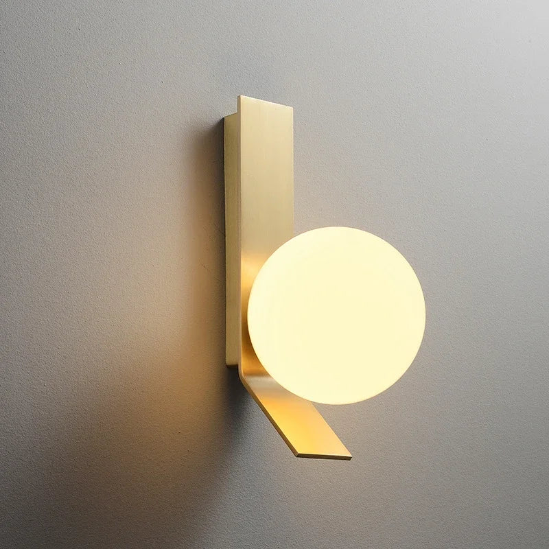 Moderne-Led-Wandlampen-Golden-Indoor-Glas-Bal-Nordic-Minimalistische-Slaapkamer-Woonkamer-Verlichting-G9-Blaker-Decoratie-Thuis_26b9bf7f-4d37-4ff5-abe0-af9fae55ec57.jpg