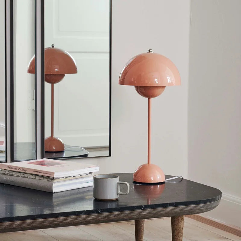 Moderne-Minimalistische-Deense-Ijzeren-Paddestoelvorm-Macaron-Tafellampstudie-Lezen-Kantoor-Bed-Led-Huisdecoratie.webp