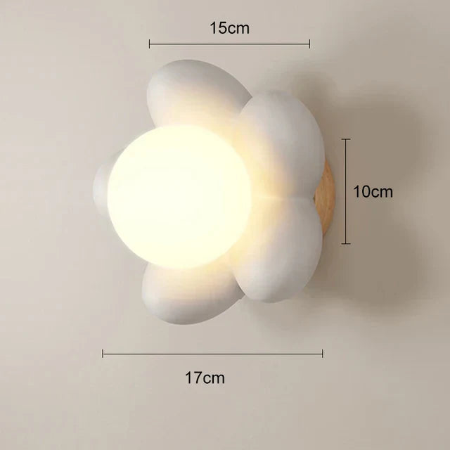 FloralGlimmer - Wall Lamp with Cream-Coloured Flower