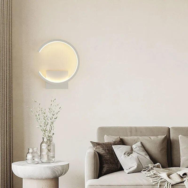 LUMIEDGE - Modern LED Wall Light