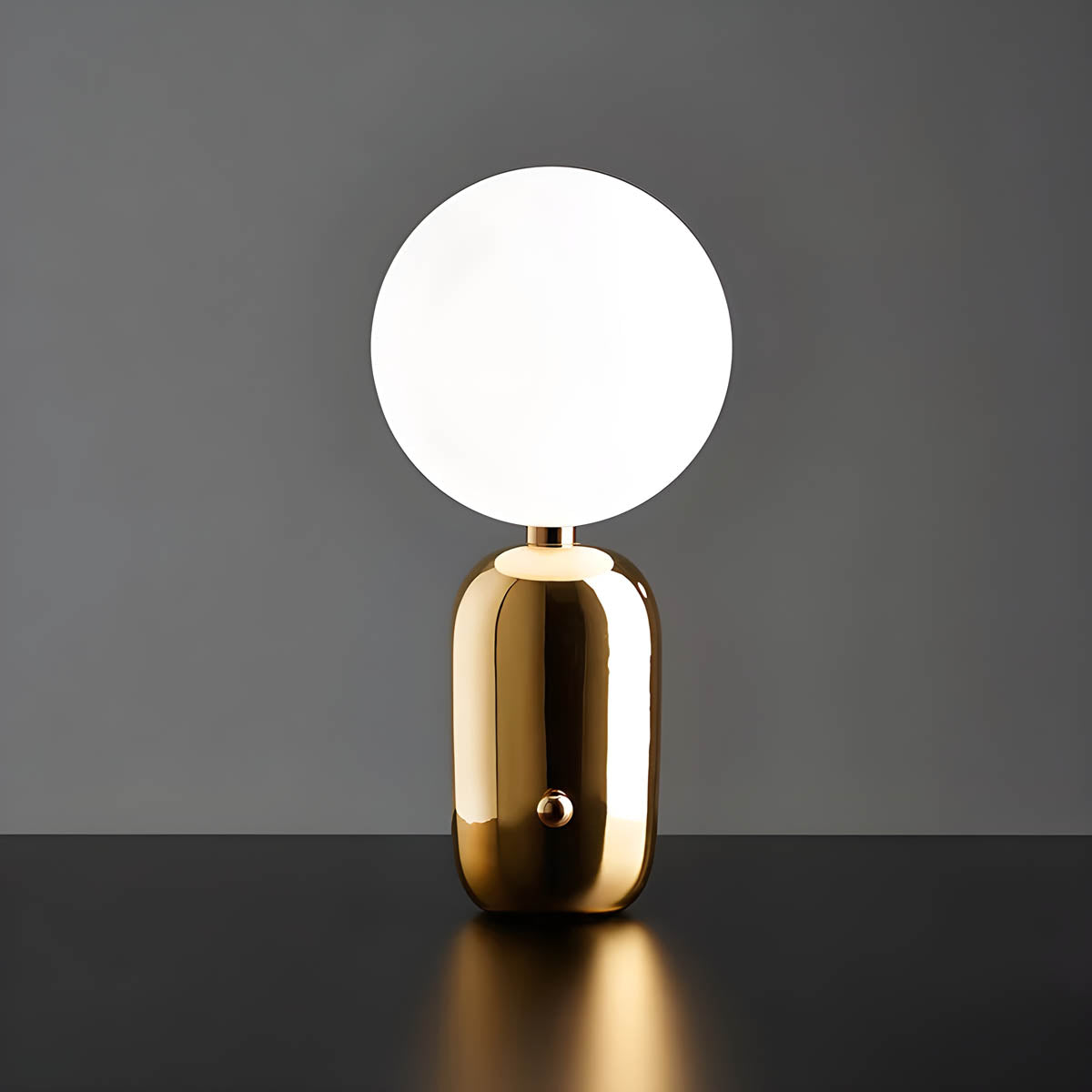 RAISO - Elegant and Refined Lamp