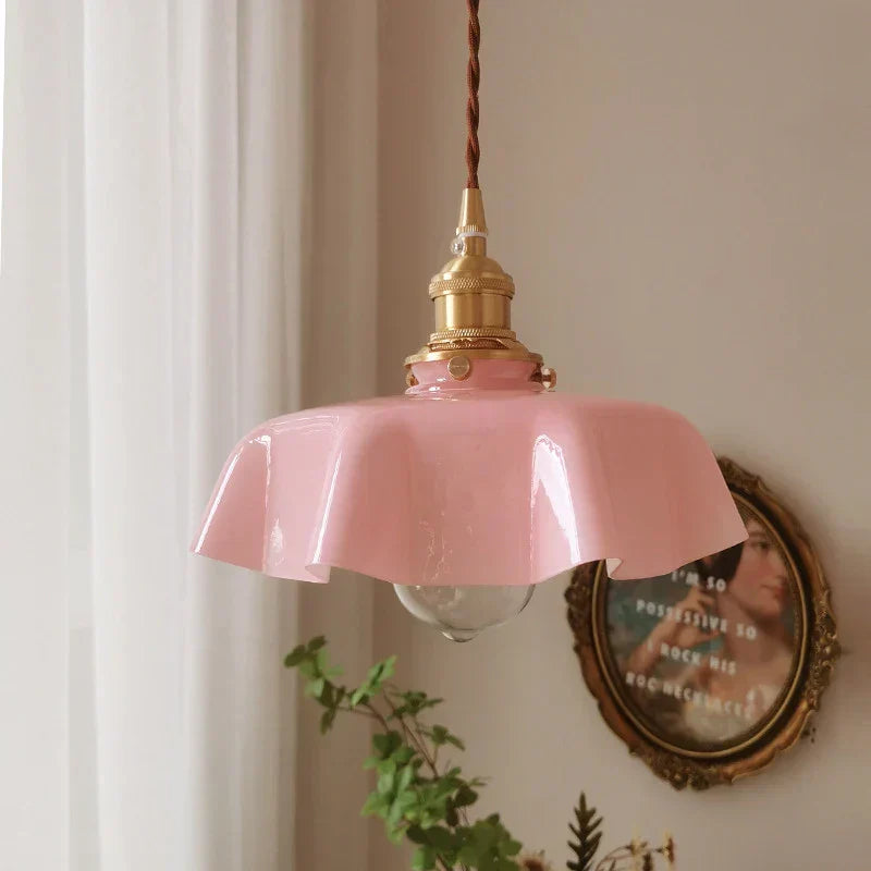 ClassicGleam - Timeless Brass Pendant Light