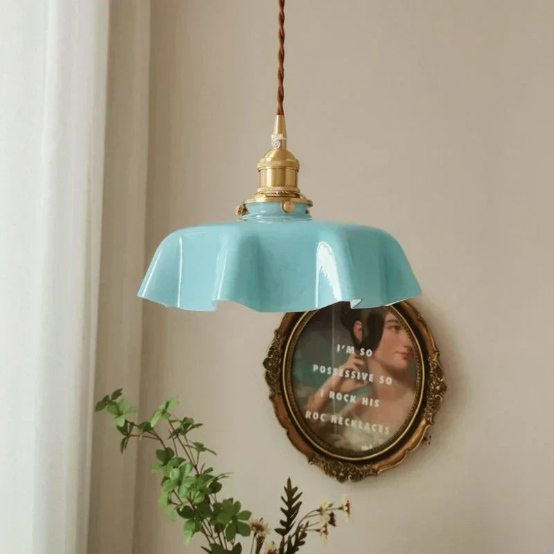 ClassicGleam - Timeless Brass Pendant Light