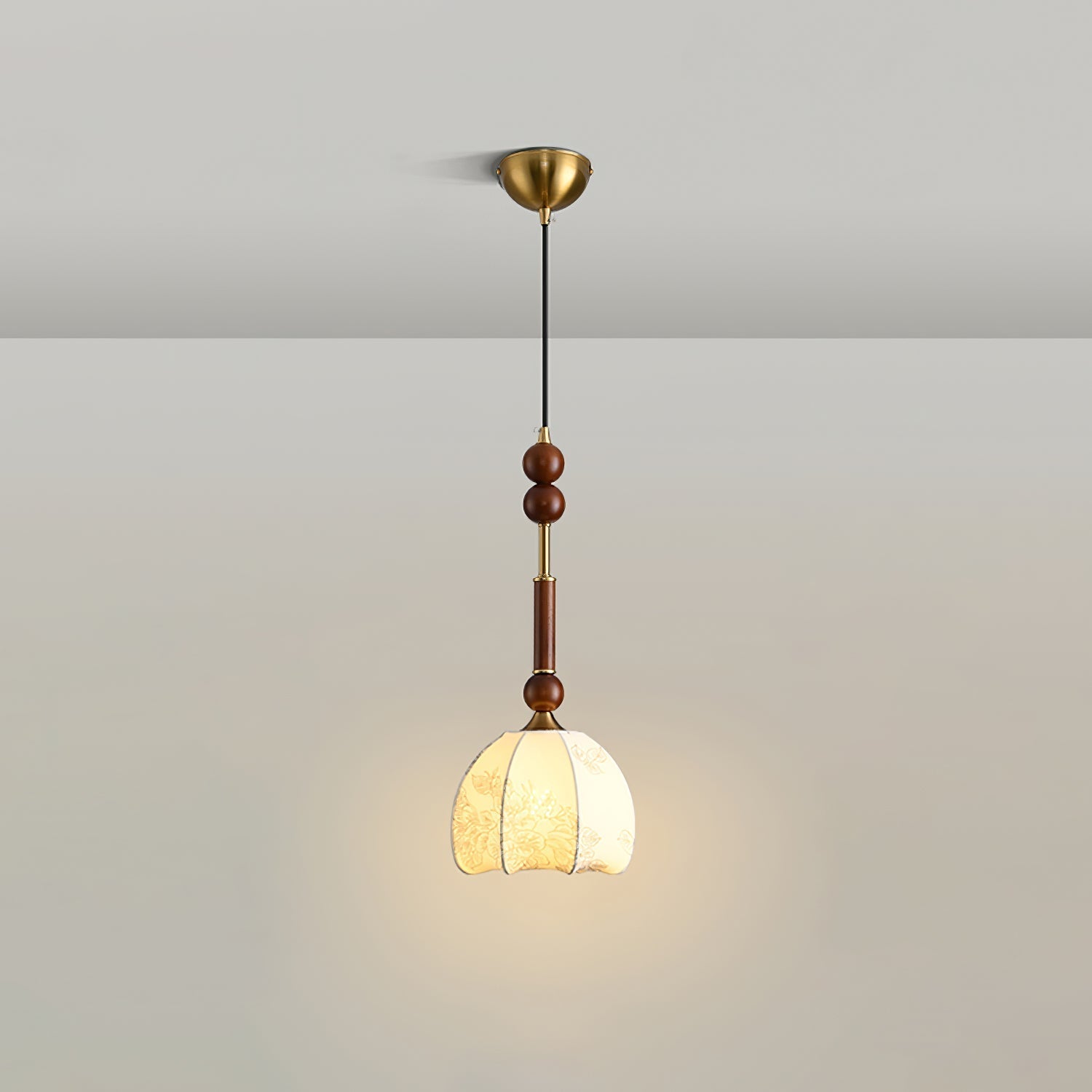 RomaLumière – Elegant Italian Pendant Light