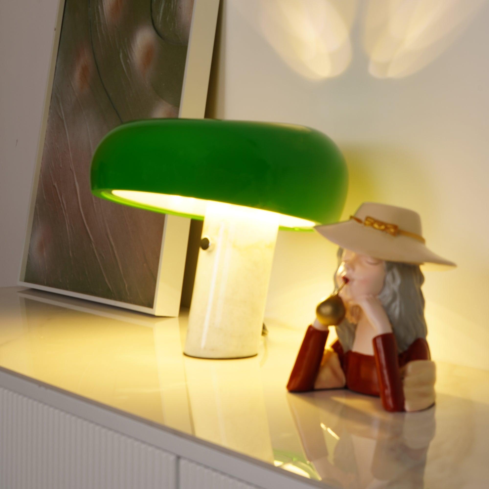 Snoopy-Table-Lamp_3_1001599c-0ad6-473a-a3cd-6a110783d06a.jpg