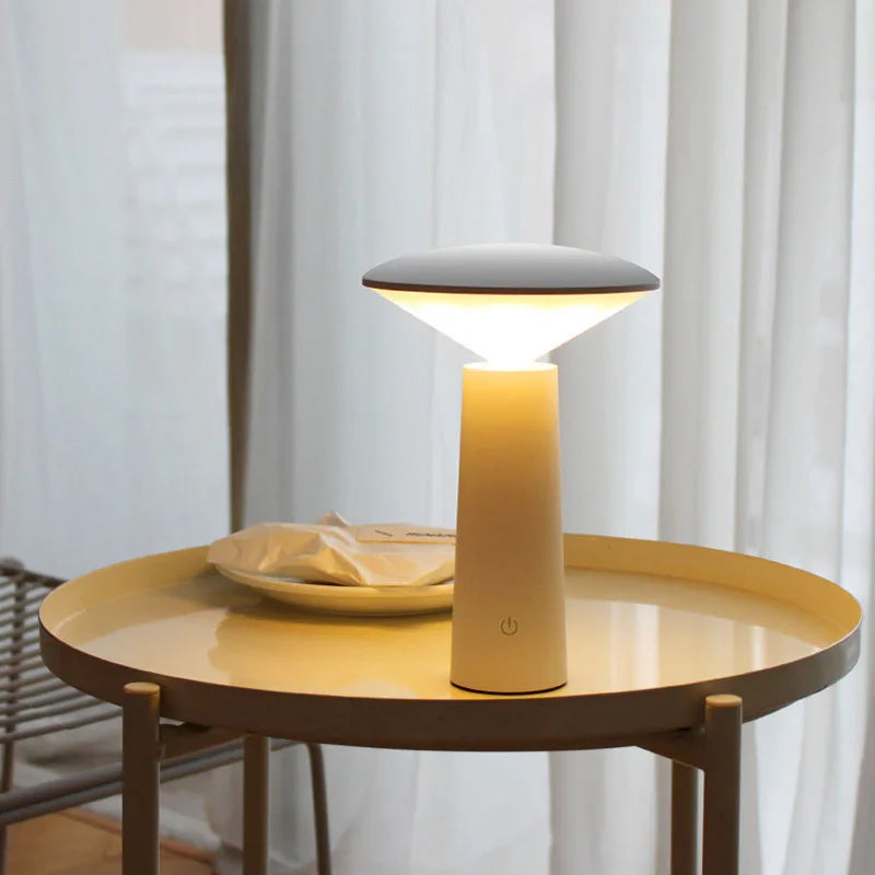FlexiLight – Elegant Portable Lighting