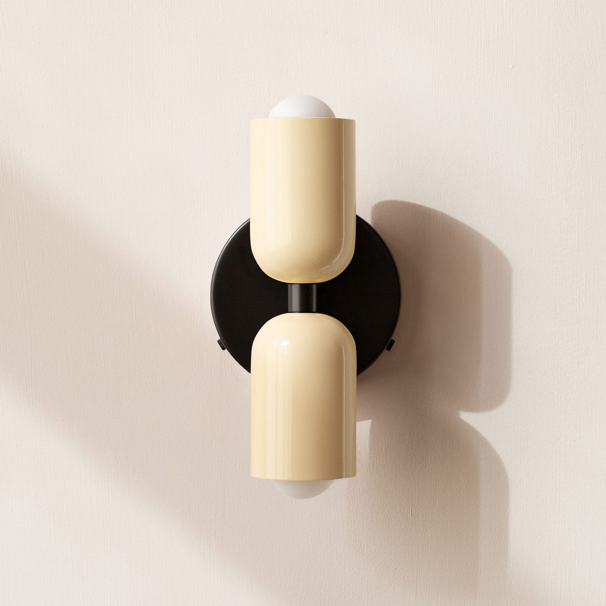 Vintage Double Wall Lamp - Creative Lighting for a Unique Atmosphere