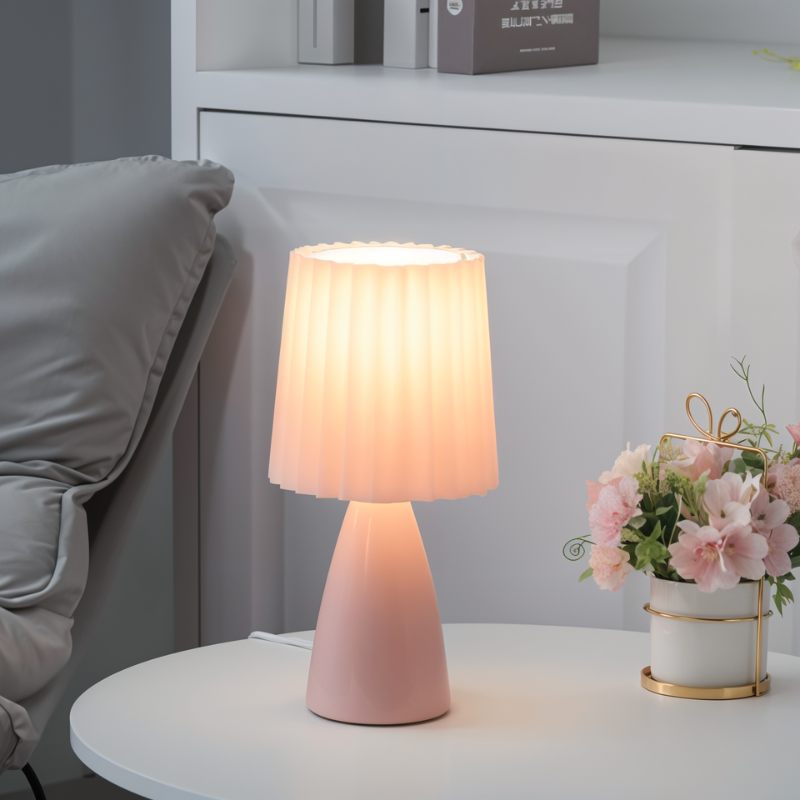 LunaLamp – Table Lamp in Moon Style