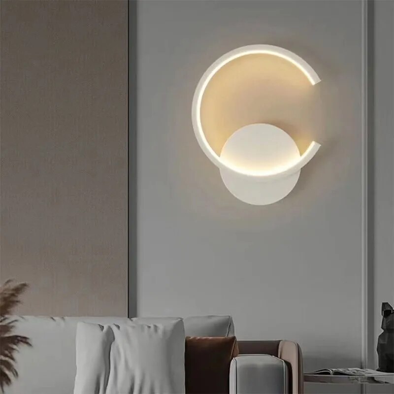 LUMIEDGE - Modern LED Wall Light