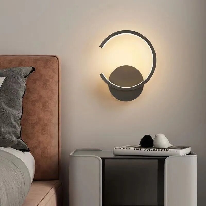 LUMIEDGE - Modern LED Wall Light