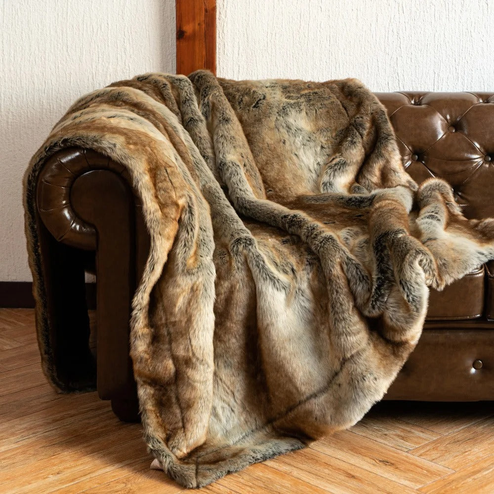 Luxurious Faux Fur Blanket – Ultimate Comfort and Elegance for Your Home