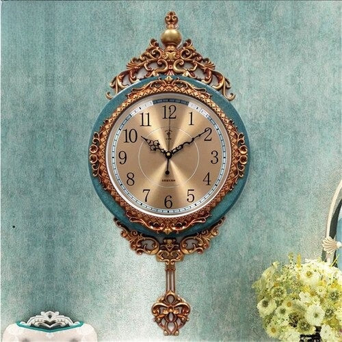 GlowLux - Luxe Swirling Wall Clock