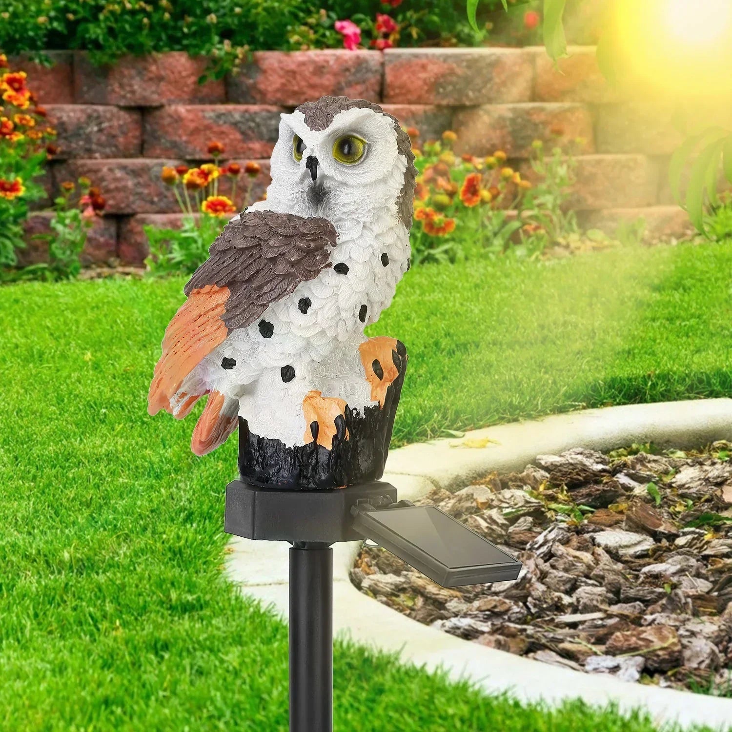 Owlight - Solar Garden Light with Decorative Pole