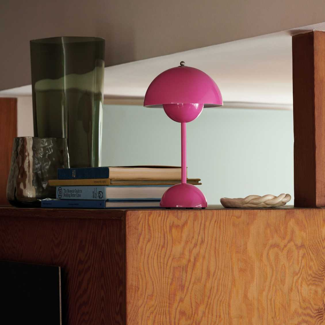 LunarGlow - LED Table Lamp for a Cosy Interior