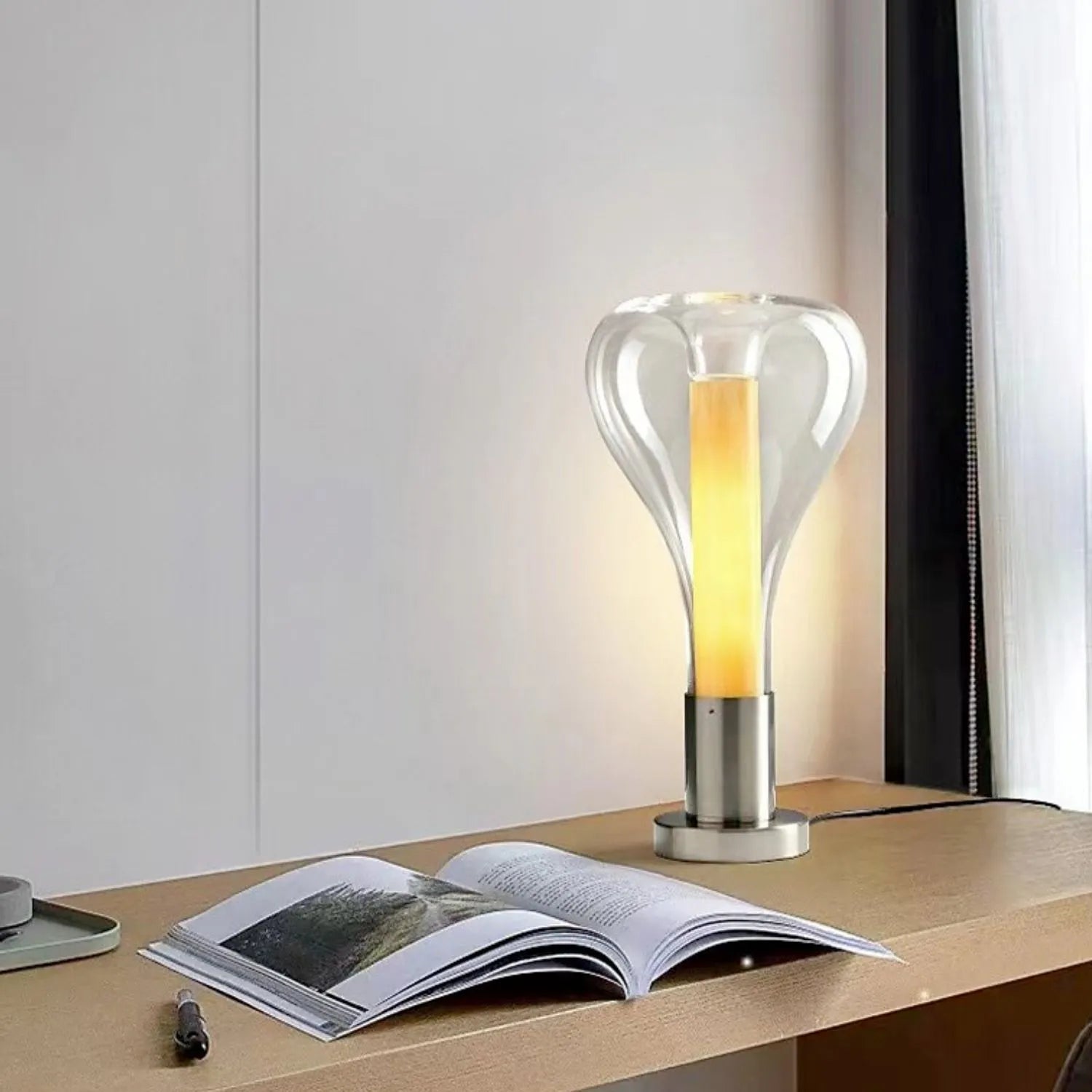 LavaGlow – Flowing Art Lamp
