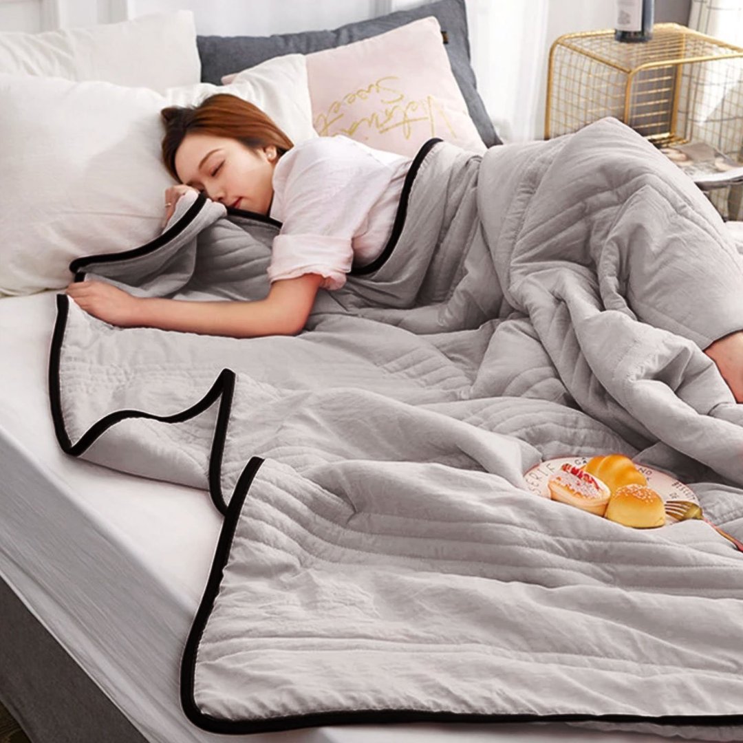 ChillBreeze - Cooling Blanket for Refreshing Nights