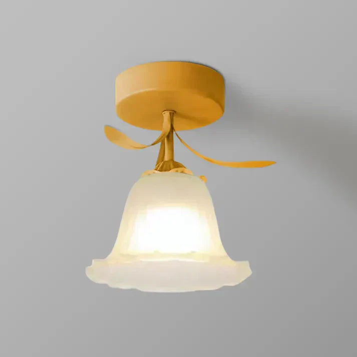 yellow_713x_4cfe0ff5-1700-48f0-82d5-845126f4818e.webp